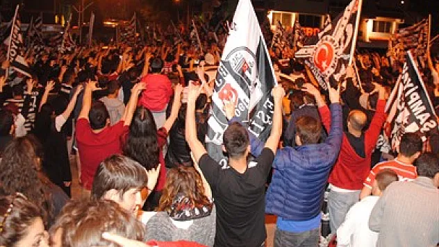 Takım da şampiyon, kutlama da