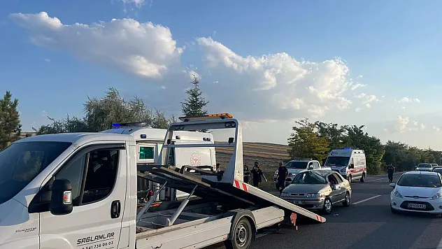 Takla atan otomobilin sürücüsü ağır yaralandı