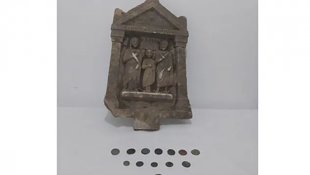 Tarihi eser  kaçakçıları yakalandı