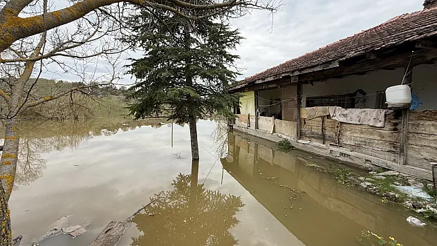 Taşan Baraj Mahalleyi Ulaşım Sorunuyla Baş Başa Bıraktı