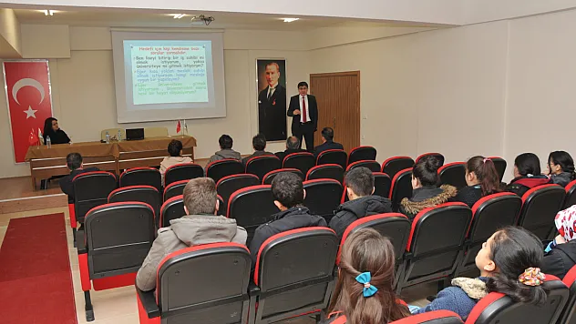 Tasavvuf, toplumsal hayatın parçası – Kocatepe Gazetesi