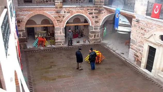 Taşhan, Afyon'un yeni çarşısı olacak