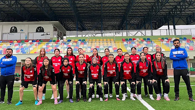 Taşoluk Kütahya'da Kampa Girdi