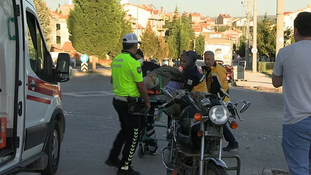 Tavşanlı'da Otomobil İle Motosiklet Çarpıştı: 1 Yaralı
