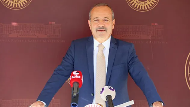 Taytak, 'Alparslan Türkeş bir ülküdür'