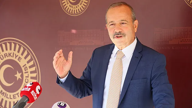 Taytak'tan Dervişoğlu'na: Biz Sözü Tartarız, Duruşu Esas Alırız