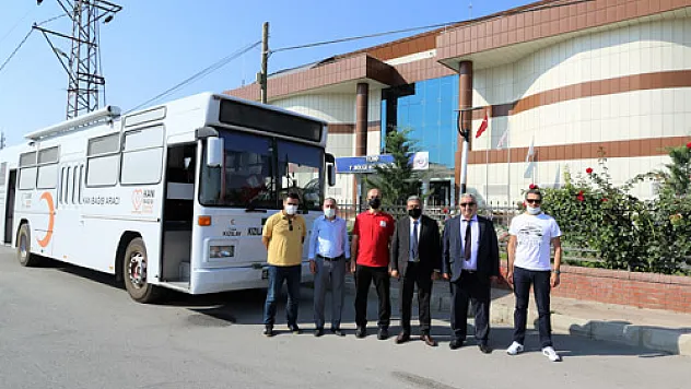 TCDD 7. Bölge Müdürlüğü mensupları kan bağışladı