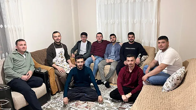 TDV Gençlik İftarda Bir Araya Geldi