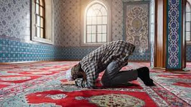 Teheccüd Namazı En İyi Saat Kaçta Kılınır?