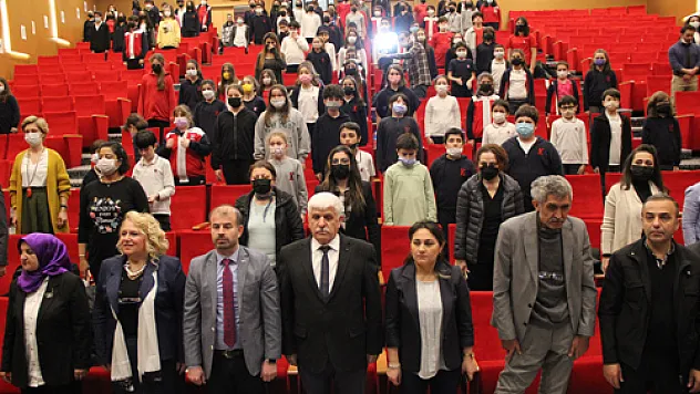 TED Koleji ve Kent Konseyi mavi kapakları mutluluğa dönüştürdüler