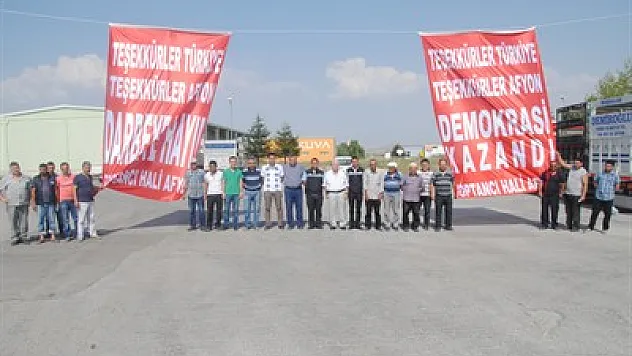Toptancı Hali’nde dev pankart – Kocatepe Gazetesi