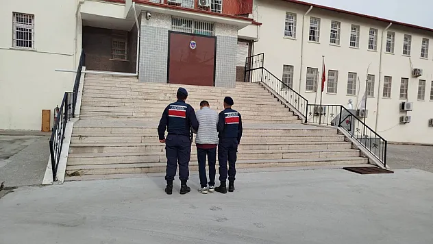 Trafik Güvenliğini Tehlikeye Sokmaktan Aranan Şahıs Yakalandı