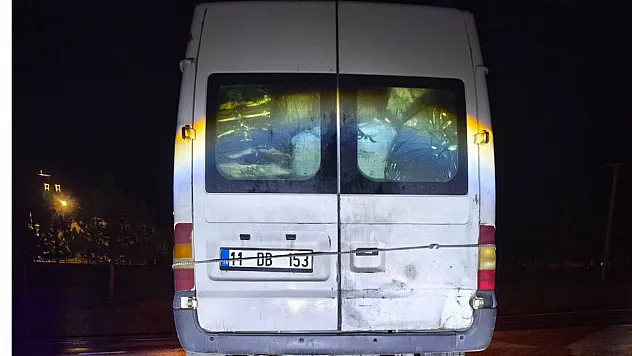 Trafik Kontrolünde Yakalaması Olan Araç Otoparka Çekildi