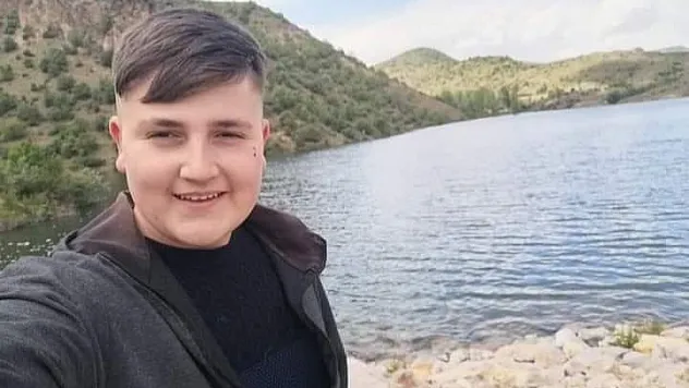 Traktör kazasında yaralanan 18 yaşındaki genç hayatını kaybetti