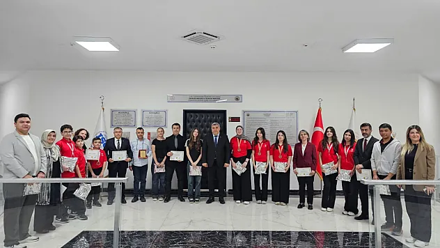 TÜBİTAK Türkiye Başarılarının Ödülleri Dağıtıldı