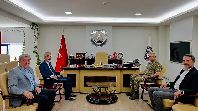 Tuğgeneral Dağlı, ESOB Başkanı Üstün'ü Ziyaret Etti