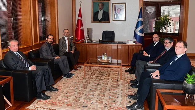 TÜİK'ten Rektör Erdal'a Ziyaret