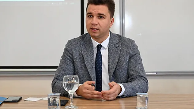 Turizm işletmelerinde satış ve pazarlama konuşuldu