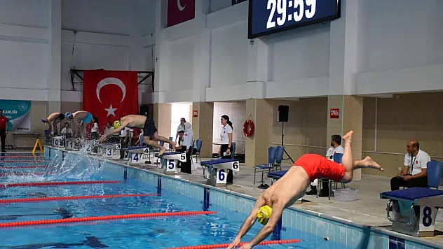 Türk Devletleri Herkes İçin Yüzme Müsabakaları'nda Büyük Heyecan