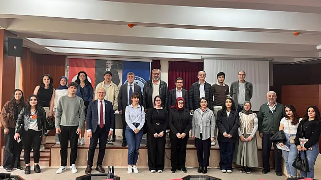 'Türk Kurtuluş Savaşı, Direniş Hareketi Oldu'