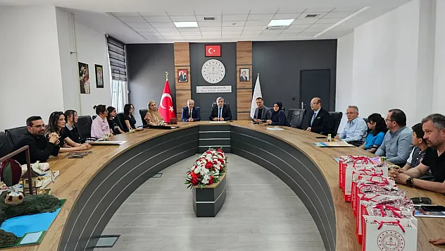 'Türkçemizi Doğru Ve Etkili Kullanmalıyız'