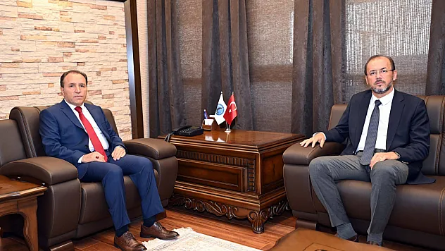 Türkiye'deki Rektörlerin Sıralamasında Afyon Rektörleri'nin Durumu Nasıl?