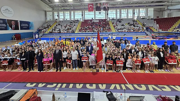 Türkiye Onları Afyon'da İzliyor!