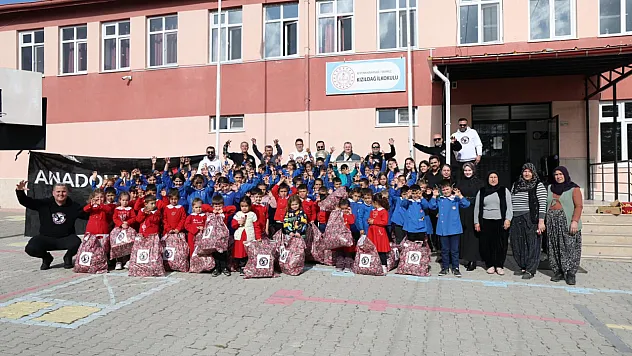 Türkiye'yi Dolaşan İyilik Hareketi Afyon'da