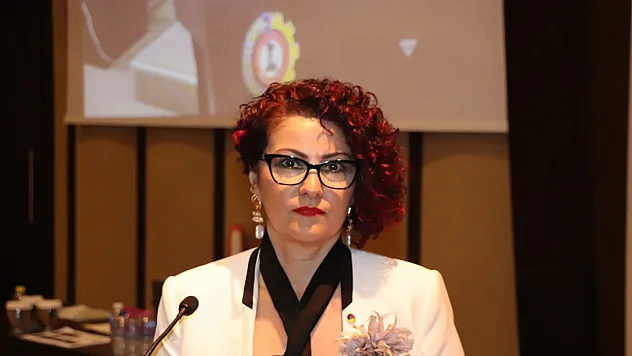 'Türkiye'yi Çalışan Kadınlar Güçlendirir'