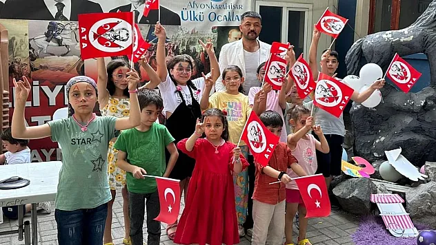 Ülkü Ocakları, Çocuklara Özel Etkinlik Düzenliyor