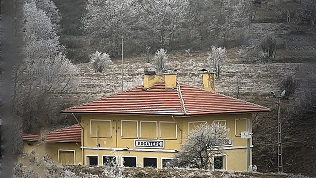 Umut, Bekleyiş, Hüzün… Afyon'daki İstasyonların Az Bilinen Fotoğrafları…