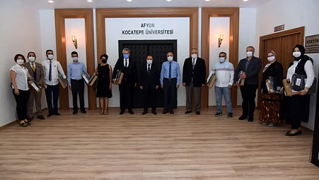 “Üniversite sadece eğitim  verilen bir yer değil”