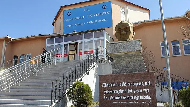 Üniversitelerde Kayıt İşlemleri Sona Eriyor