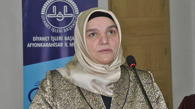 Üretim ve tüketim ekseninde kadın ele alındı