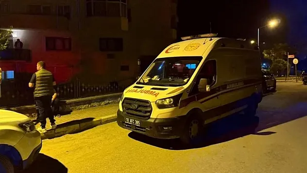 Uşak'ta Akşam Yemeğinde 11 Kişi Zehirlendi