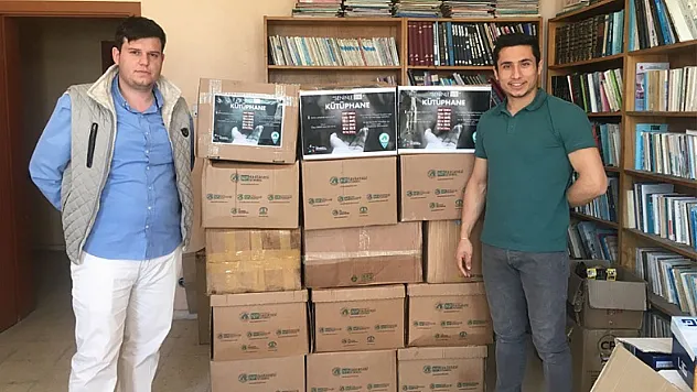 Üsküdarlı öğrenciler, Afyonlu kardeşlerinin yanında