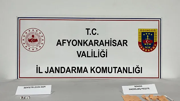 Uyuşturucu Kullanırken Jandarmaya Yakalandılar