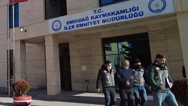 Uyuşturucu sattığı öne sürülen taksi şoförü tutuklandı
