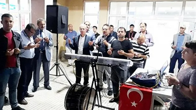 Uzman Çavuş adayları güle oynaya uğurlandı