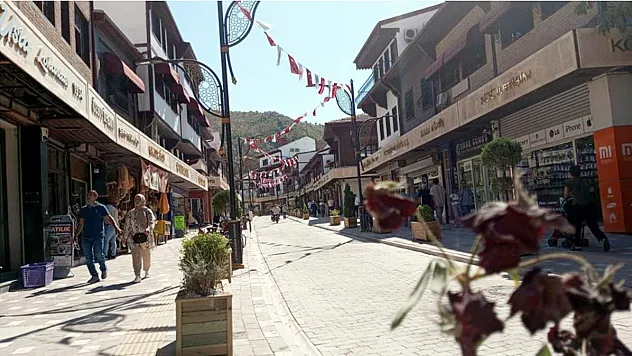 Uzun Çarşı’da Durum Normal