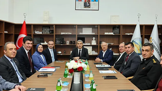 Vali Aktaş, Afyon'un İhracat Lokomotifi Mermeri İnceledi