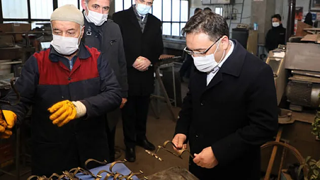Vali Çiçek, meslek erbaplarını ziyaret etti
