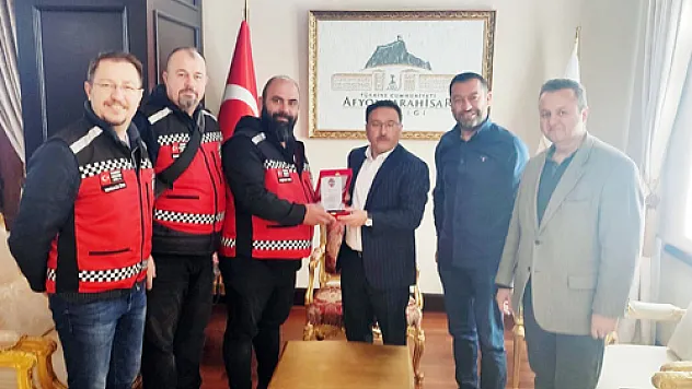 Vali Çiçek, Motosiklet Kulübü üyelerini kabul etti