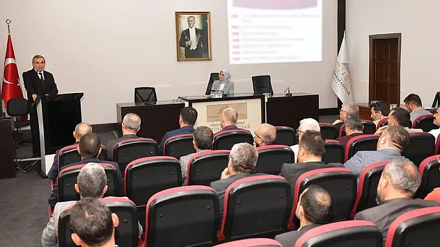 Vali ve STK'lar El Ele Verdi: Afyon'da Eğitime Milli Hamle!