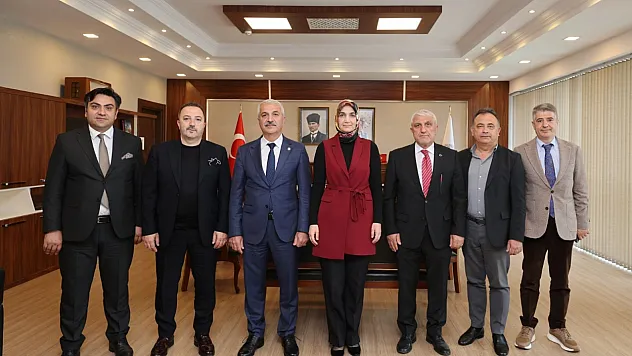 Vali Yiğitbaşı, Gebzeli İşadamlarıyla Görüştü
