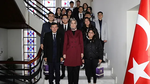 Vali’den gençlere: Bir zamanlar Anadolu’da filmini izlemelisiniz