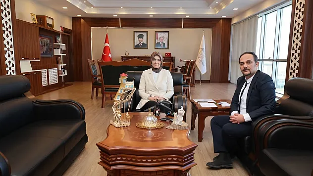 Vali Yiğitbaşı, Geri Dönüşüm Temelli Eğitim Modelini İnceledi