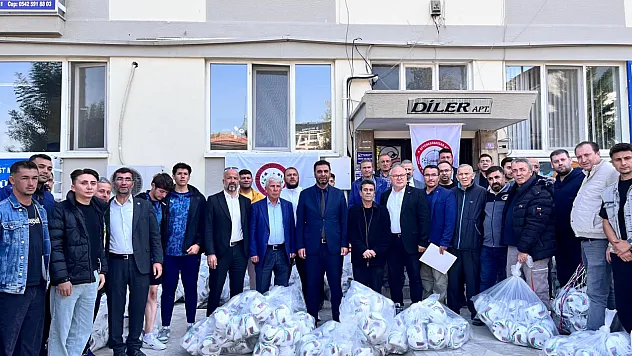 Vali Yiğitbaşı Himayesinde Amatör Kulüplere Destek