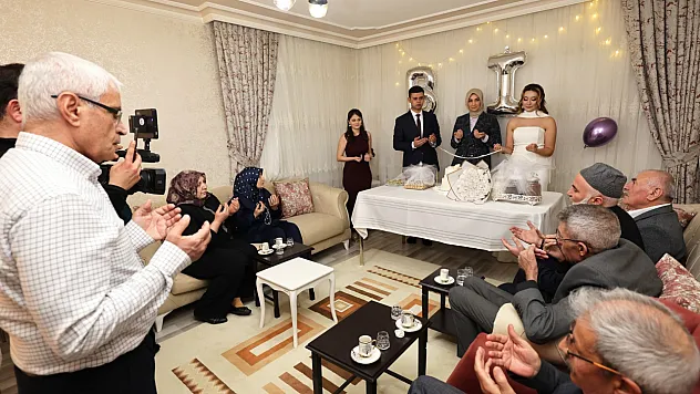 Vali Yiğitbaşı İlk Kez Kız İstedi