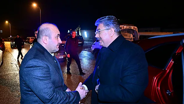 Vali Yılmaz'dan Vefat Eden Öztürk'ün Ailesine Taziye Ziyareti